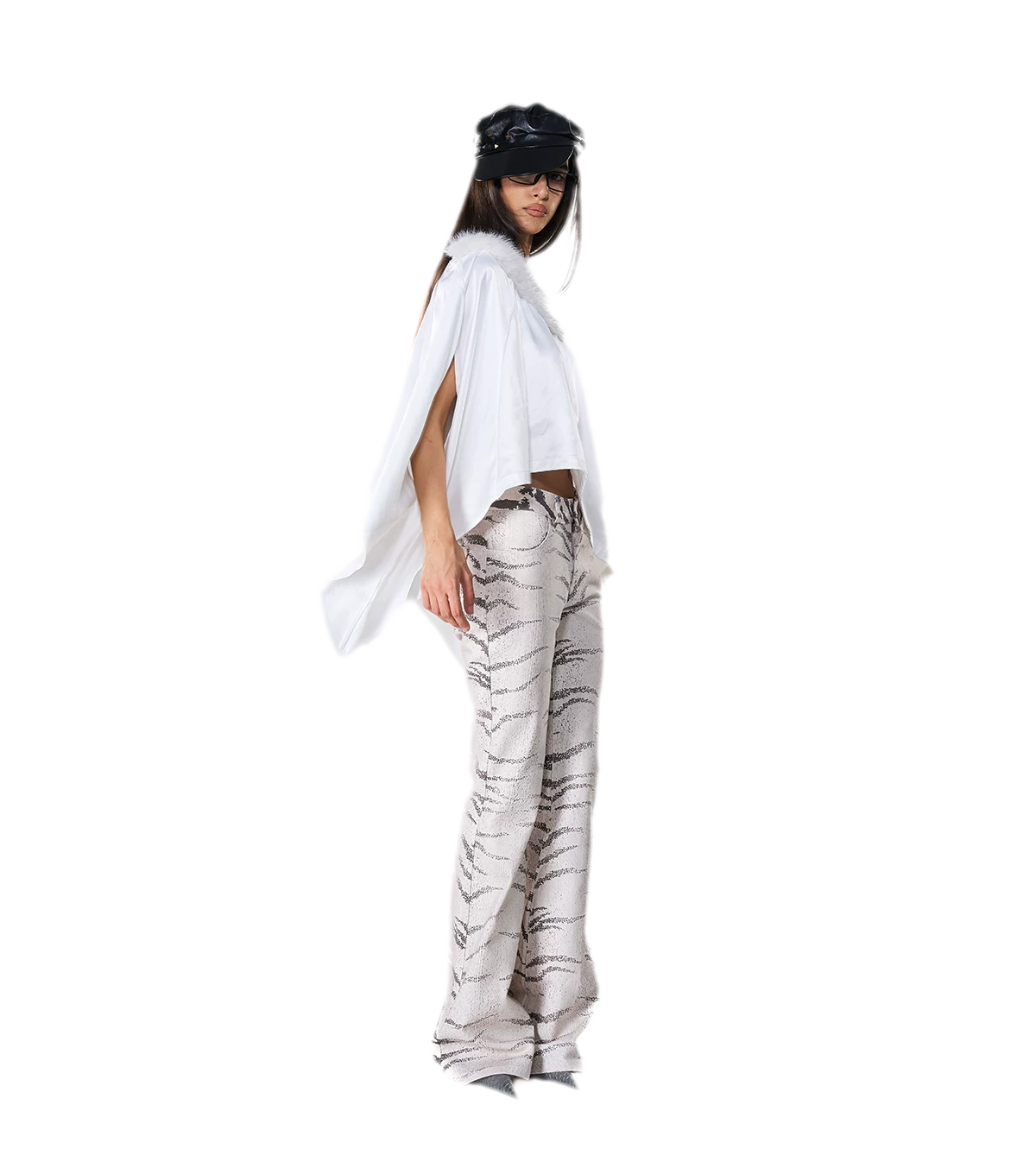 Quần jean ống loe họa tiết ngựa vằn washed
