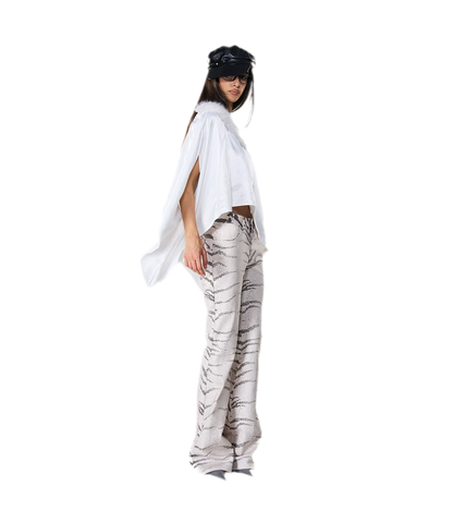 Quần jean ống loe họa tiết ngựa vằn washed