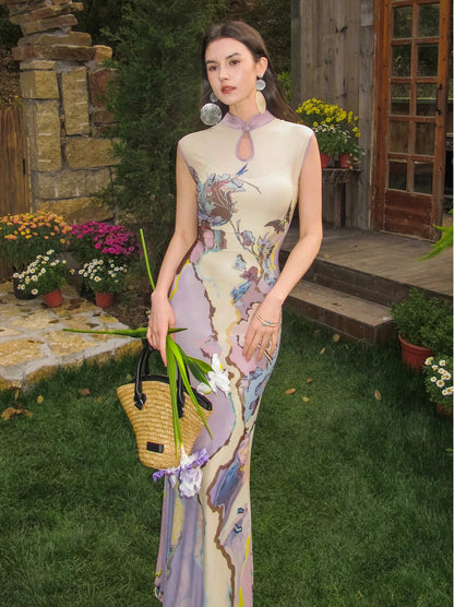 Roman Poem Printed Sleeveless Qipao Dress