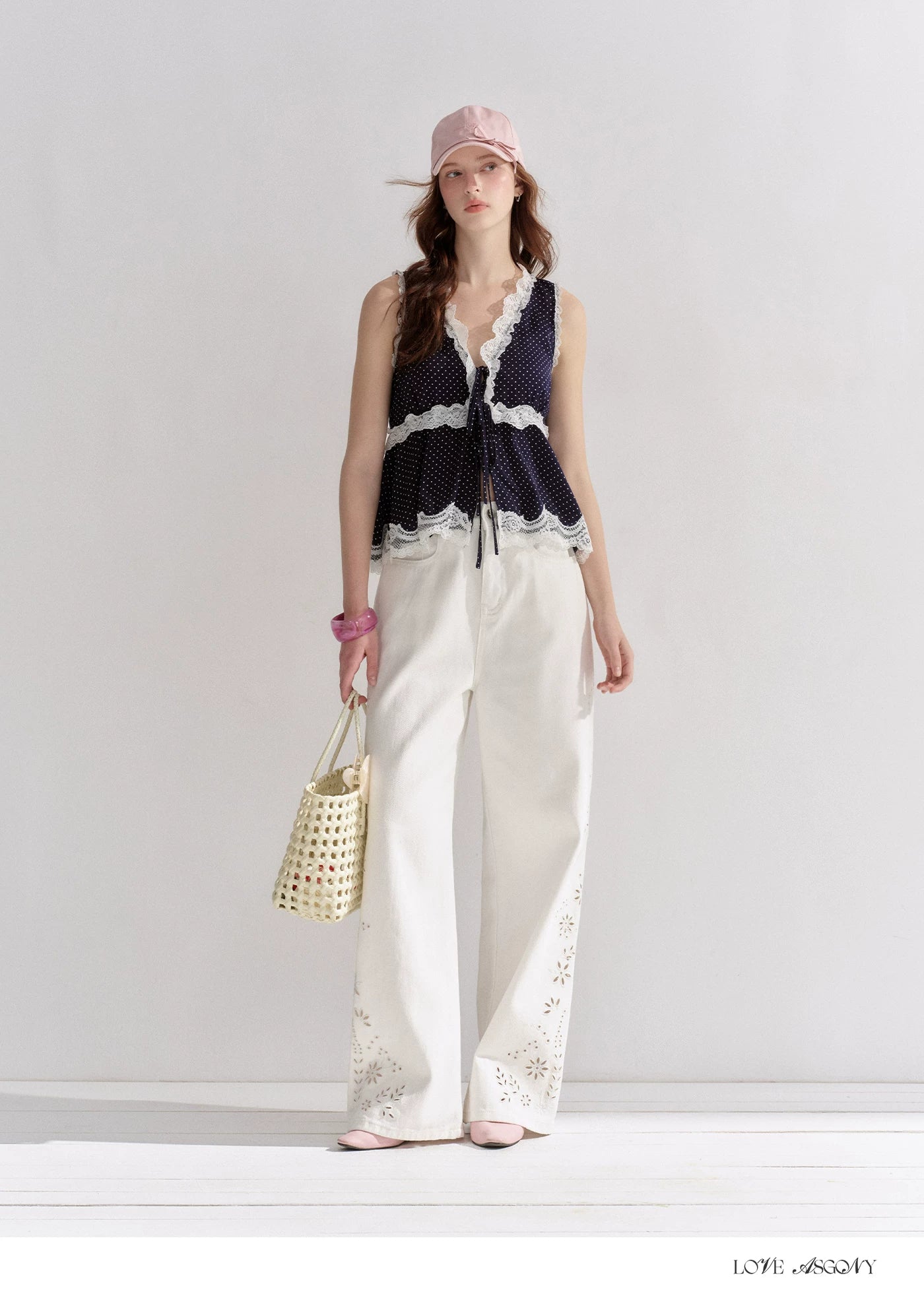 Embroidered Washed Wide-Leg Jeans