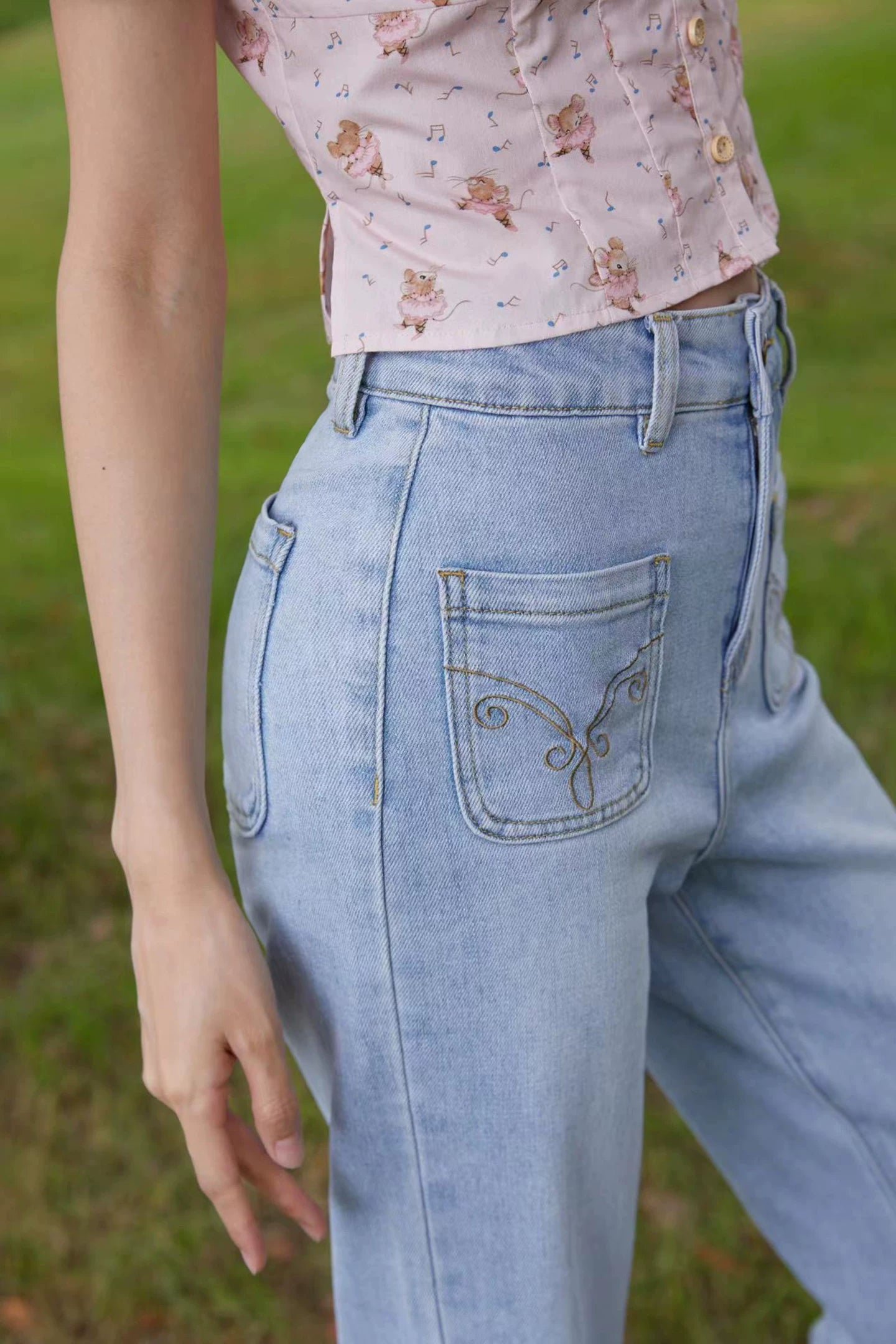 High-Waist Flared Jeans
