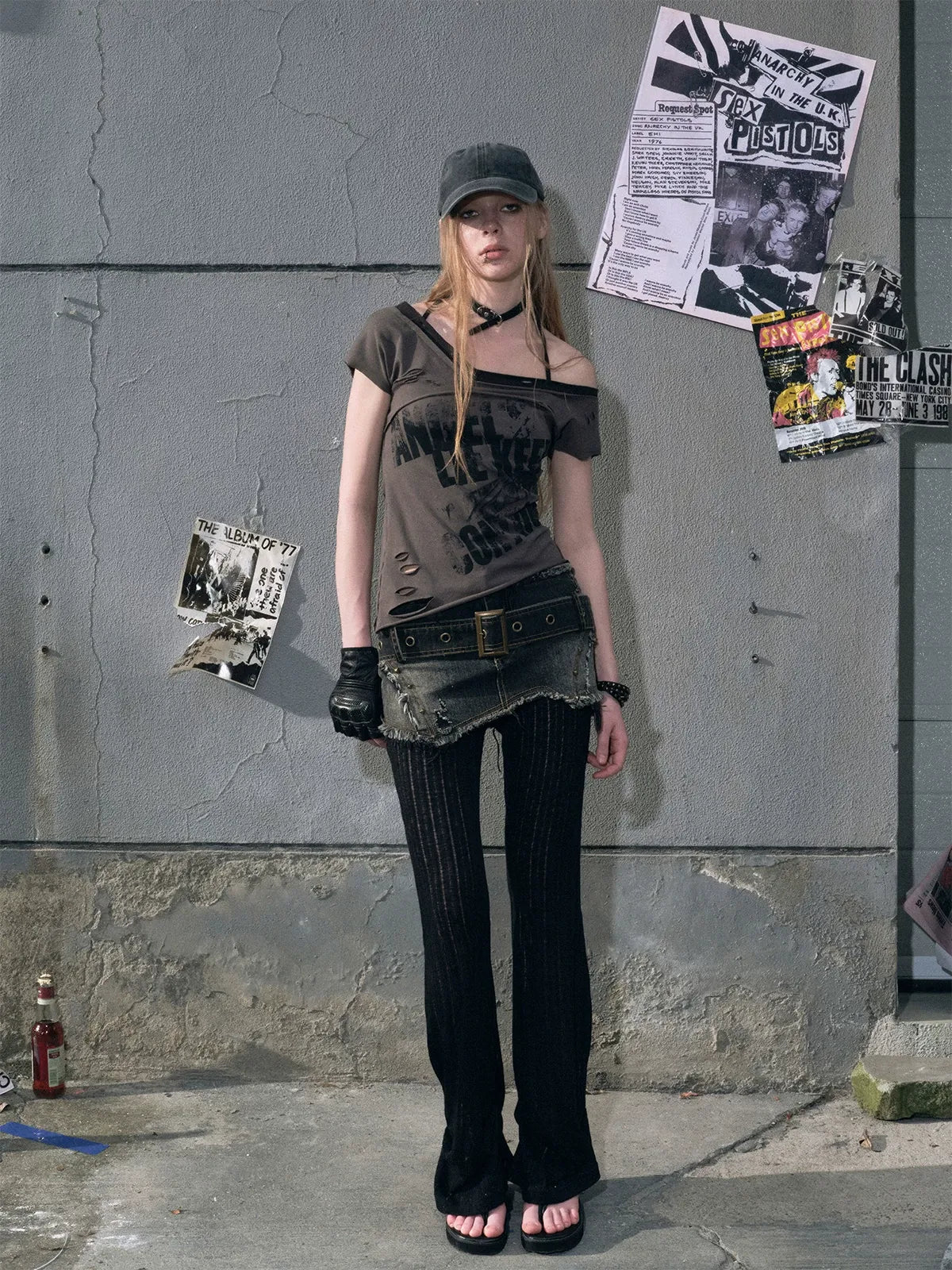 Asymmetric Graffiti T-Shirt