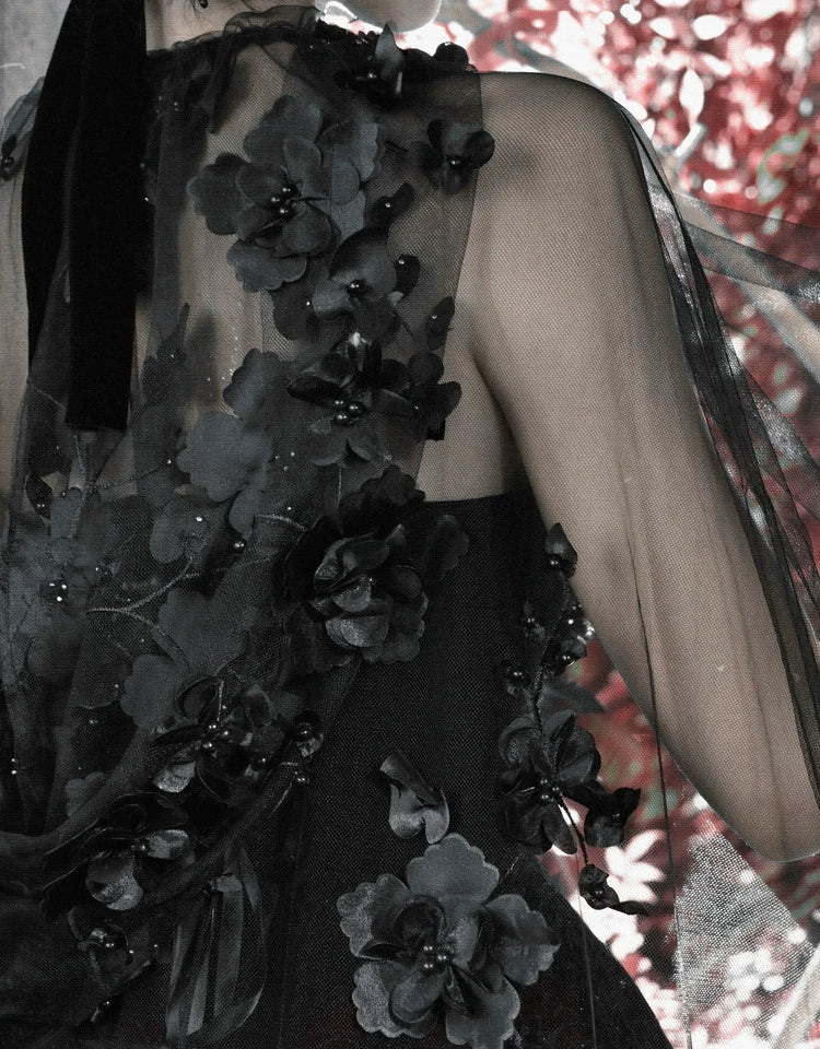 Áo choàng lưới Gothic có mũ đính hạt