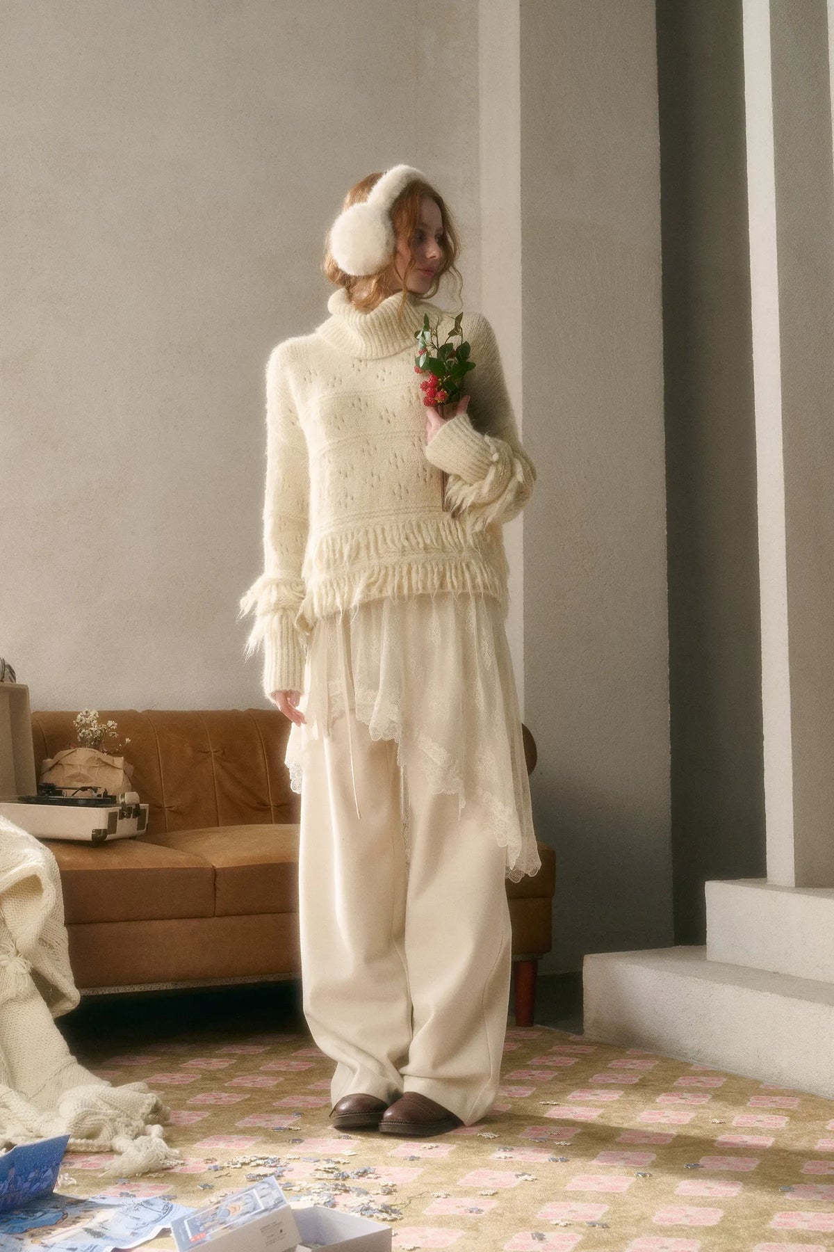 Pantalon large drapé en dentelle