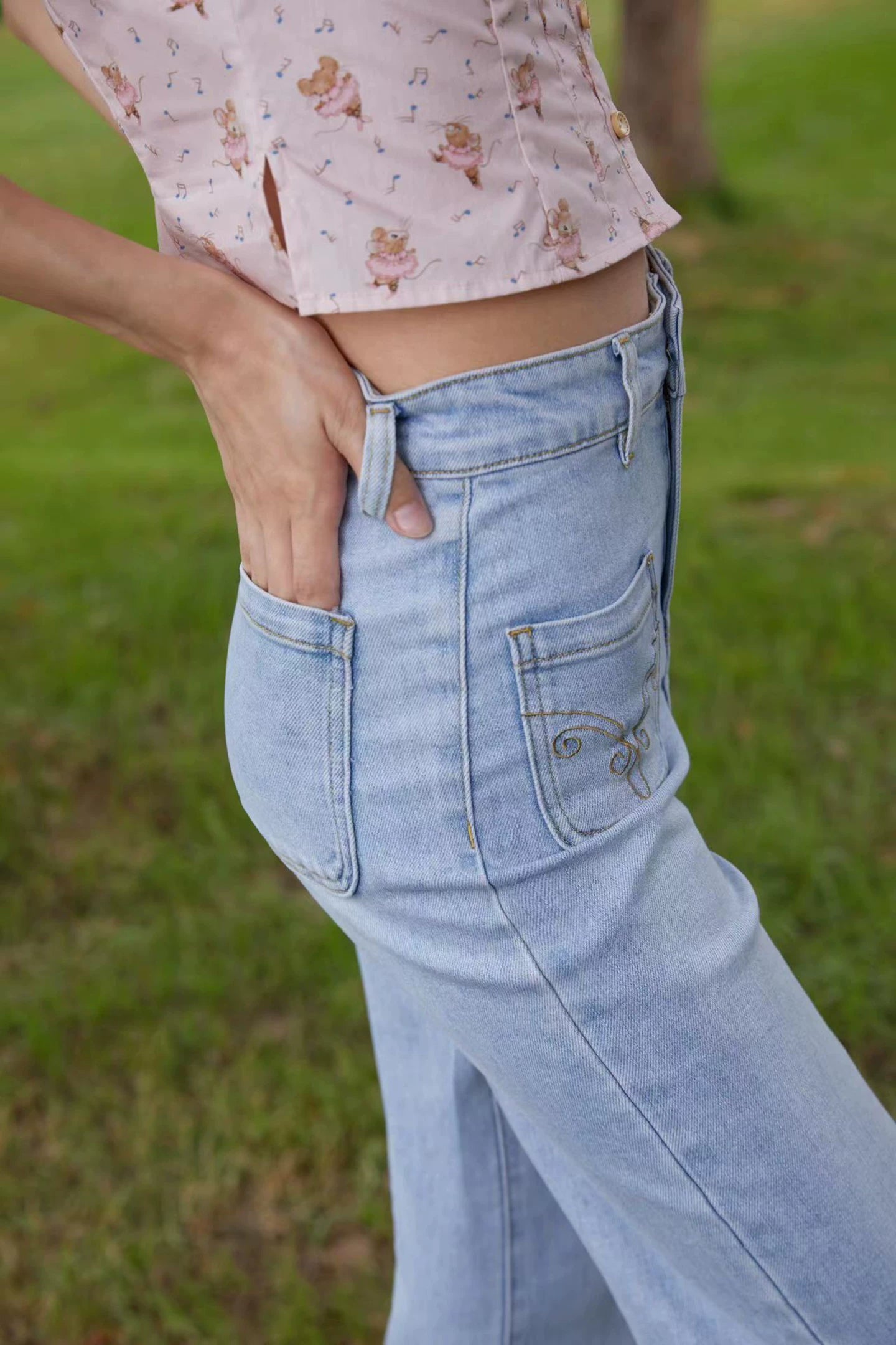 High-Waist Flared Jeans