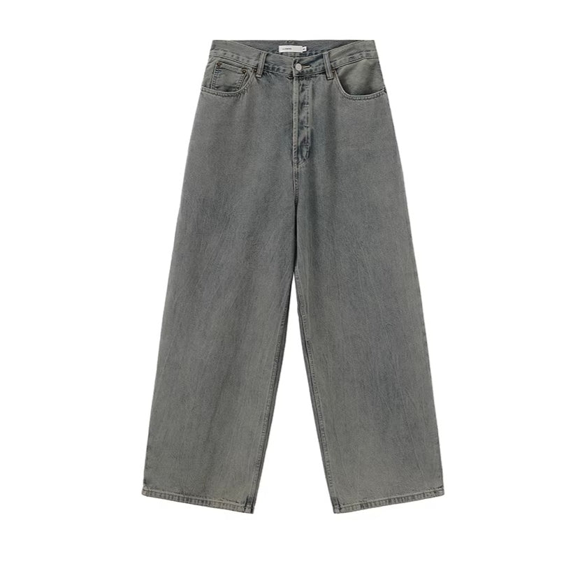 Washed Relaxed Low-Rise Wide-Leg Jeans