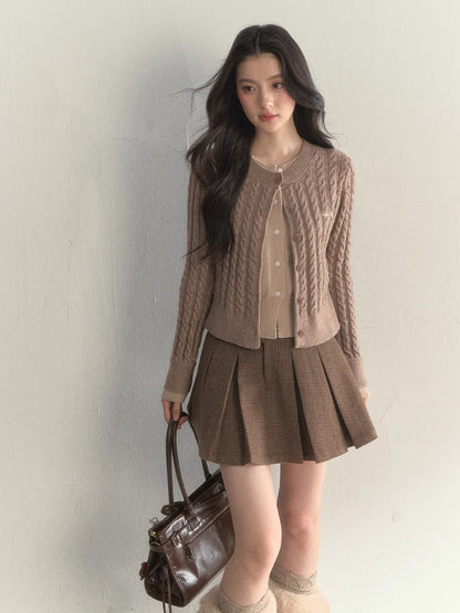“Hazelnut Latte” Detachable Collar Retro Knit Cardigan