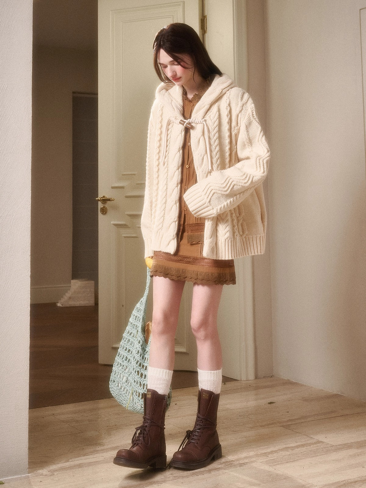 Snow Yarn Wool Chunky Knit Cardigan