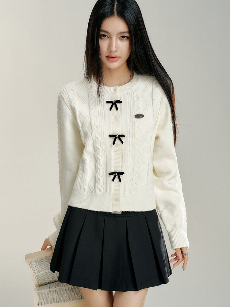 Bowknot Cable-Knit Round Neck Sweater