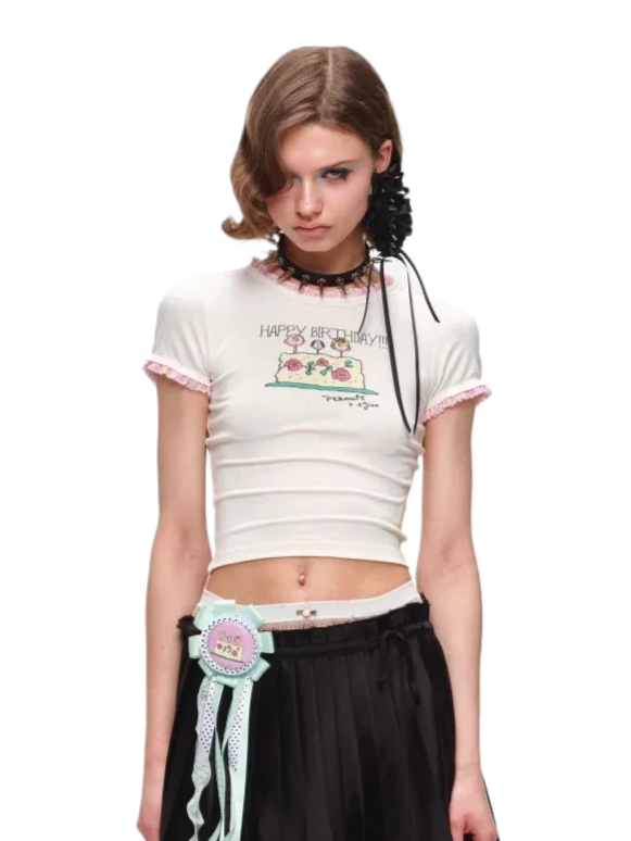 Snoopy Collaboration Lace-Trim Fitted Graphic T-Shirt