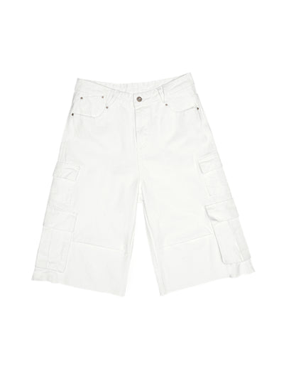 S / White