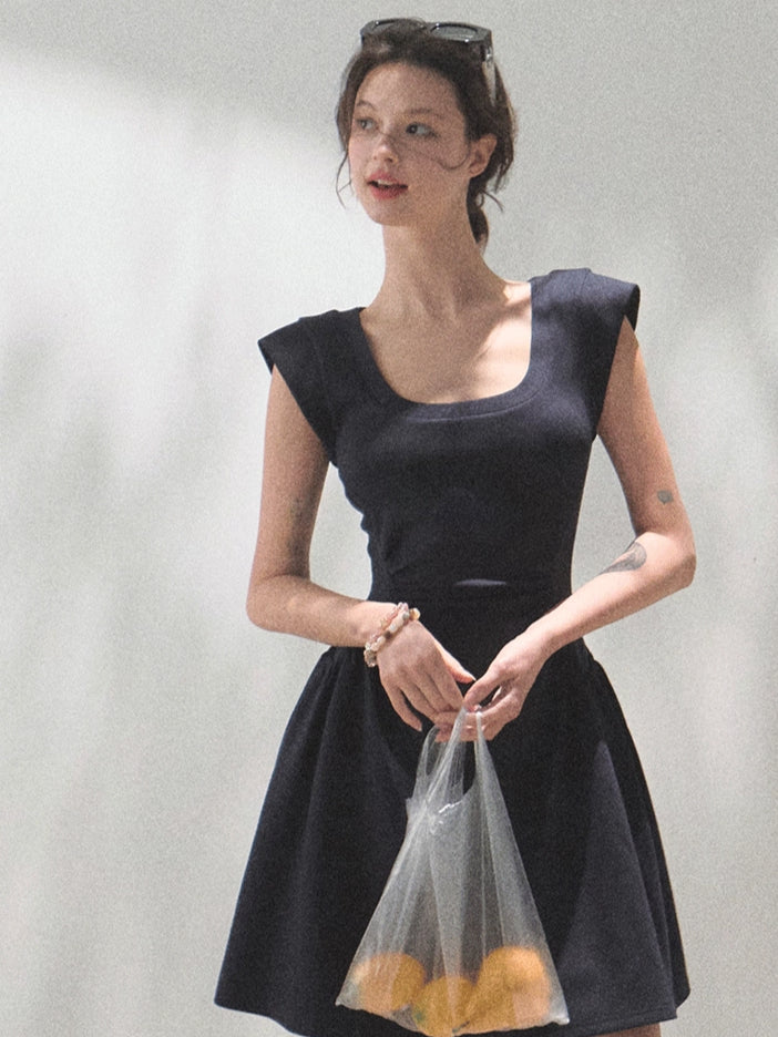 Square Shoulders U-Neck Fitted Dress
