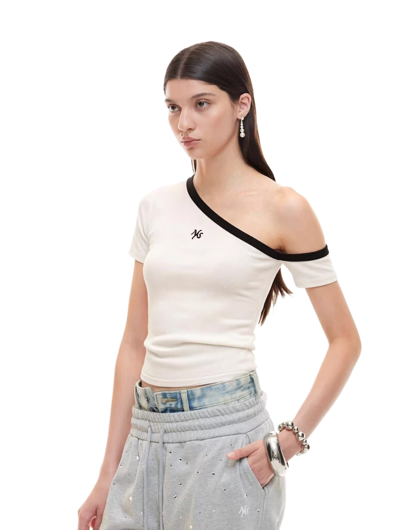 Asymmetric Sculpting Contrast Trim Fitted Tee