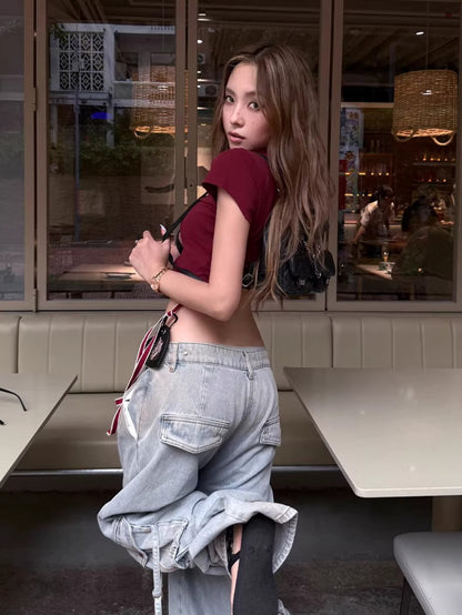 Lipstick Graffiti Cap-Sleeve Slim-Fit T-Shirt