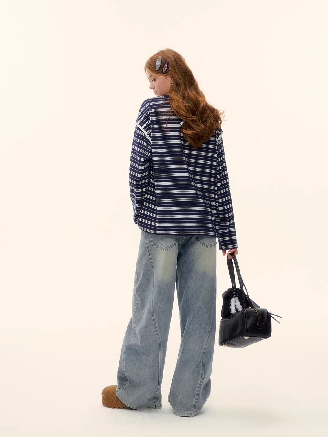 Contrast Stripe Crewneck Long-Sleeve T-Shirt