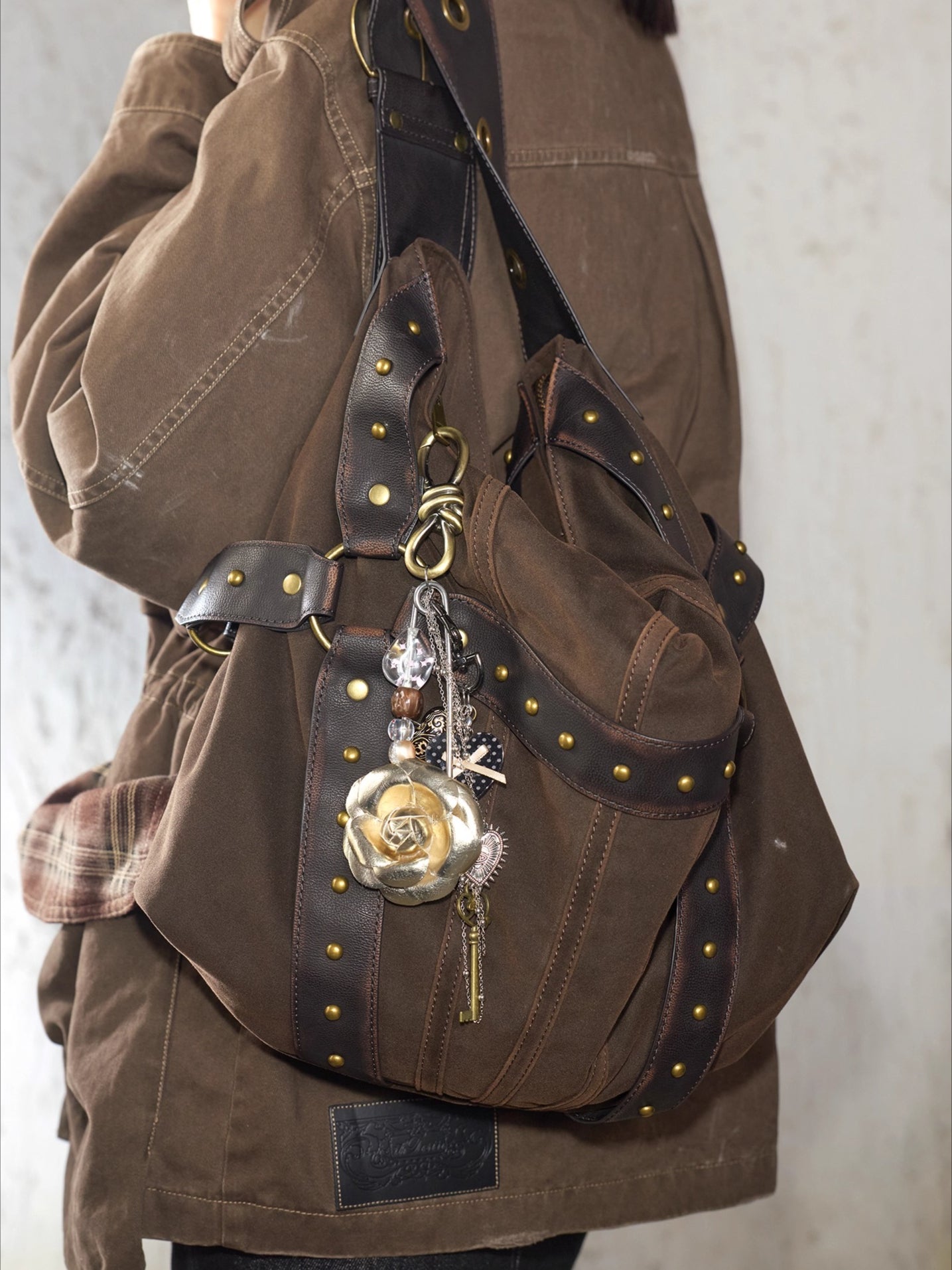 Vintage Studded Wide-Strap Crossbody Bag