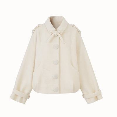 White / M