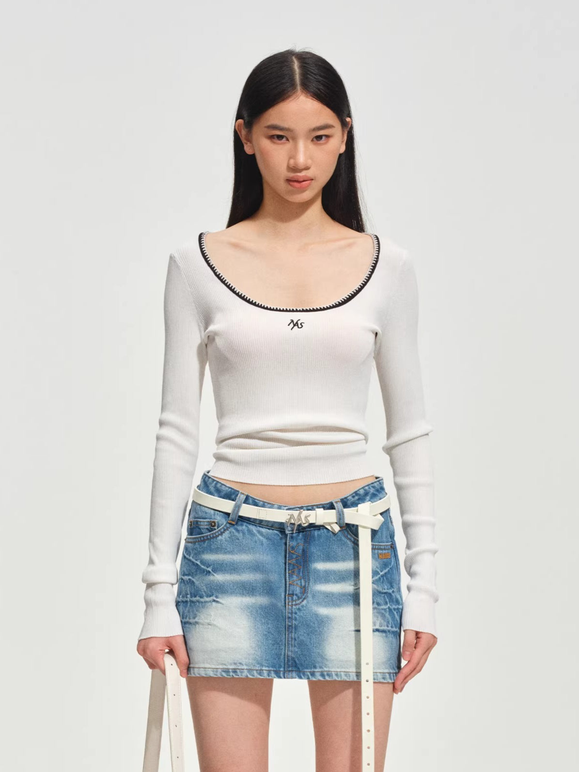 Scoop-Neck Slim-Fit Stretch Knit Top