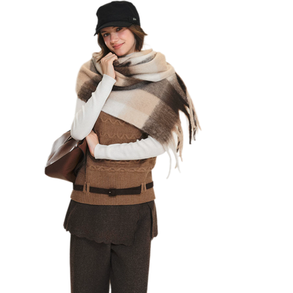 Weicher karierter Oversize-Schal mit Fransen