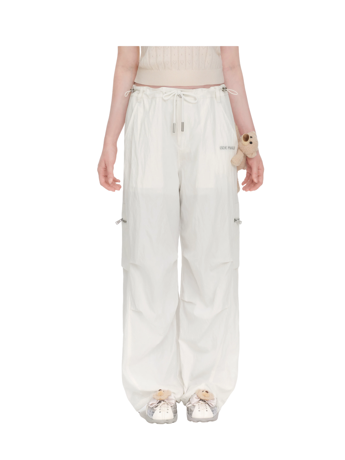 Loose Wide-Leg Cargo Pants
