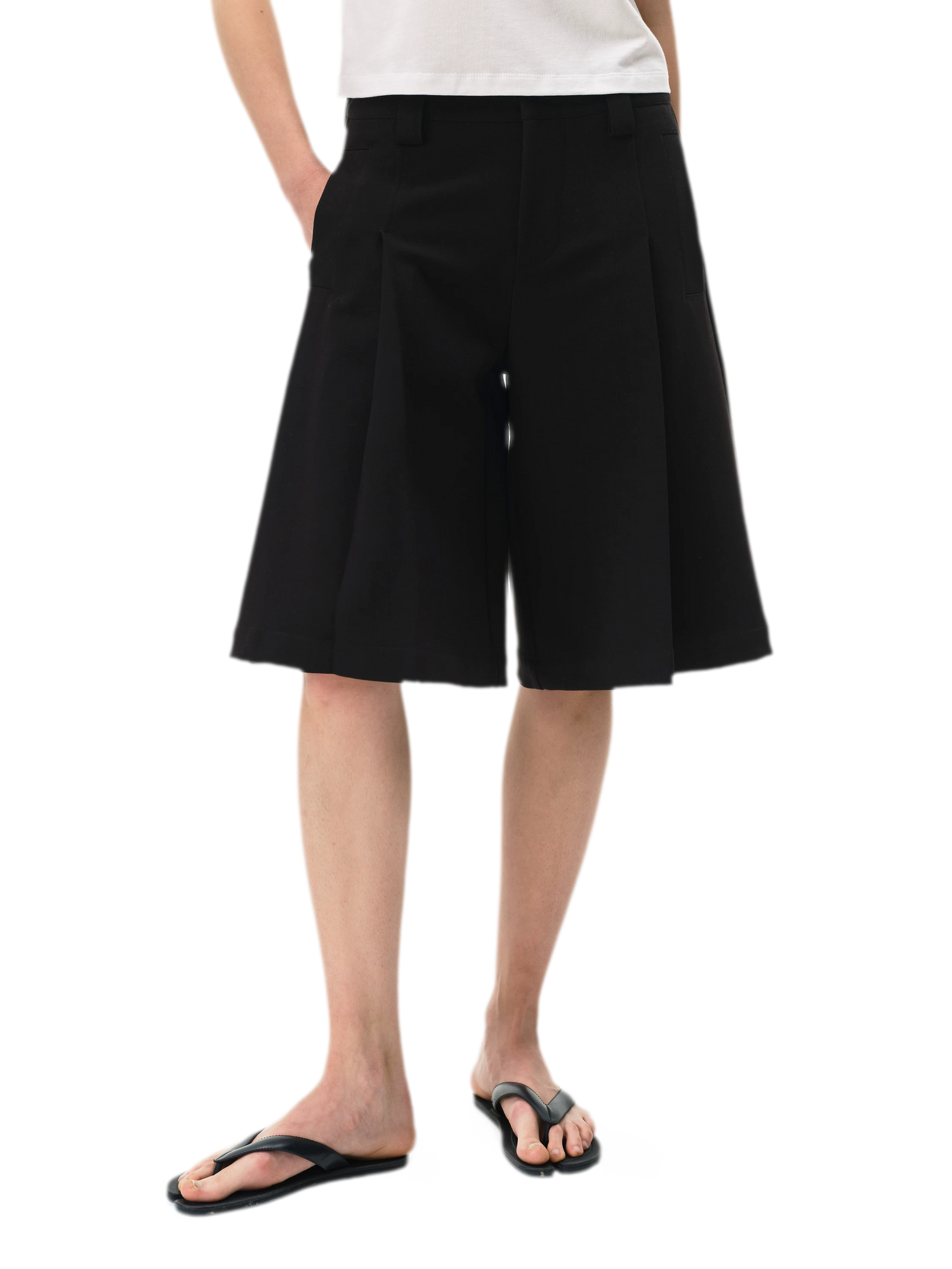 Pleated Bermuda Shorts