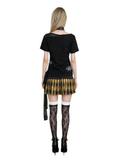 Graphic Fitted Short-Sleeve T-Shirt