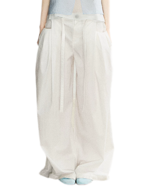 White / S