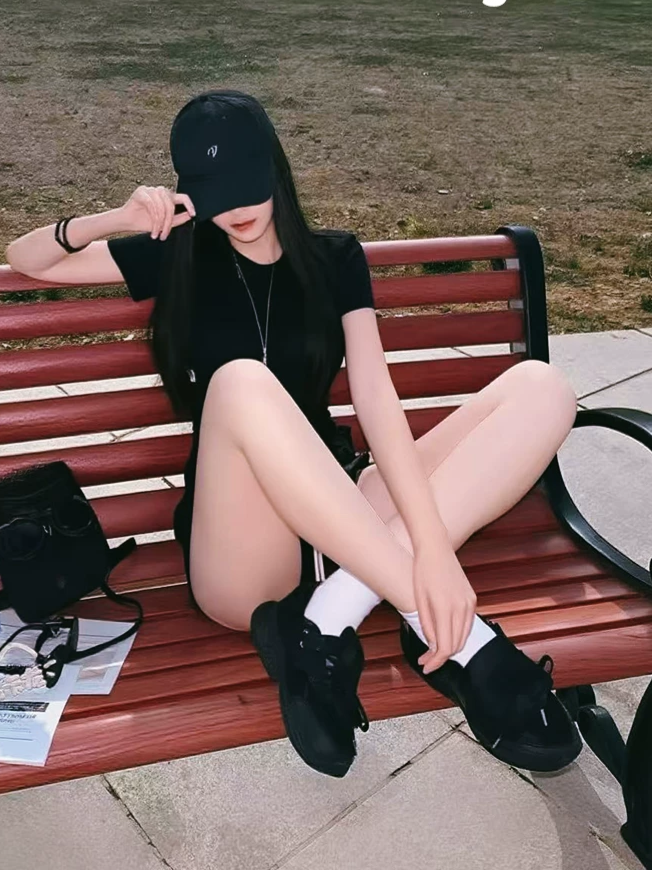 Mary Jane Sneaker
