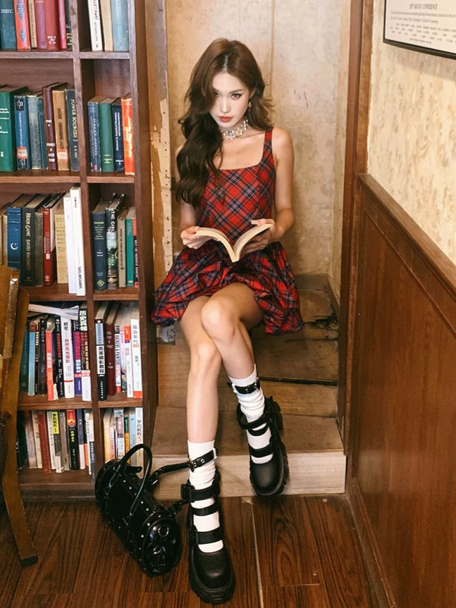 Buckle Lug Sole Boots