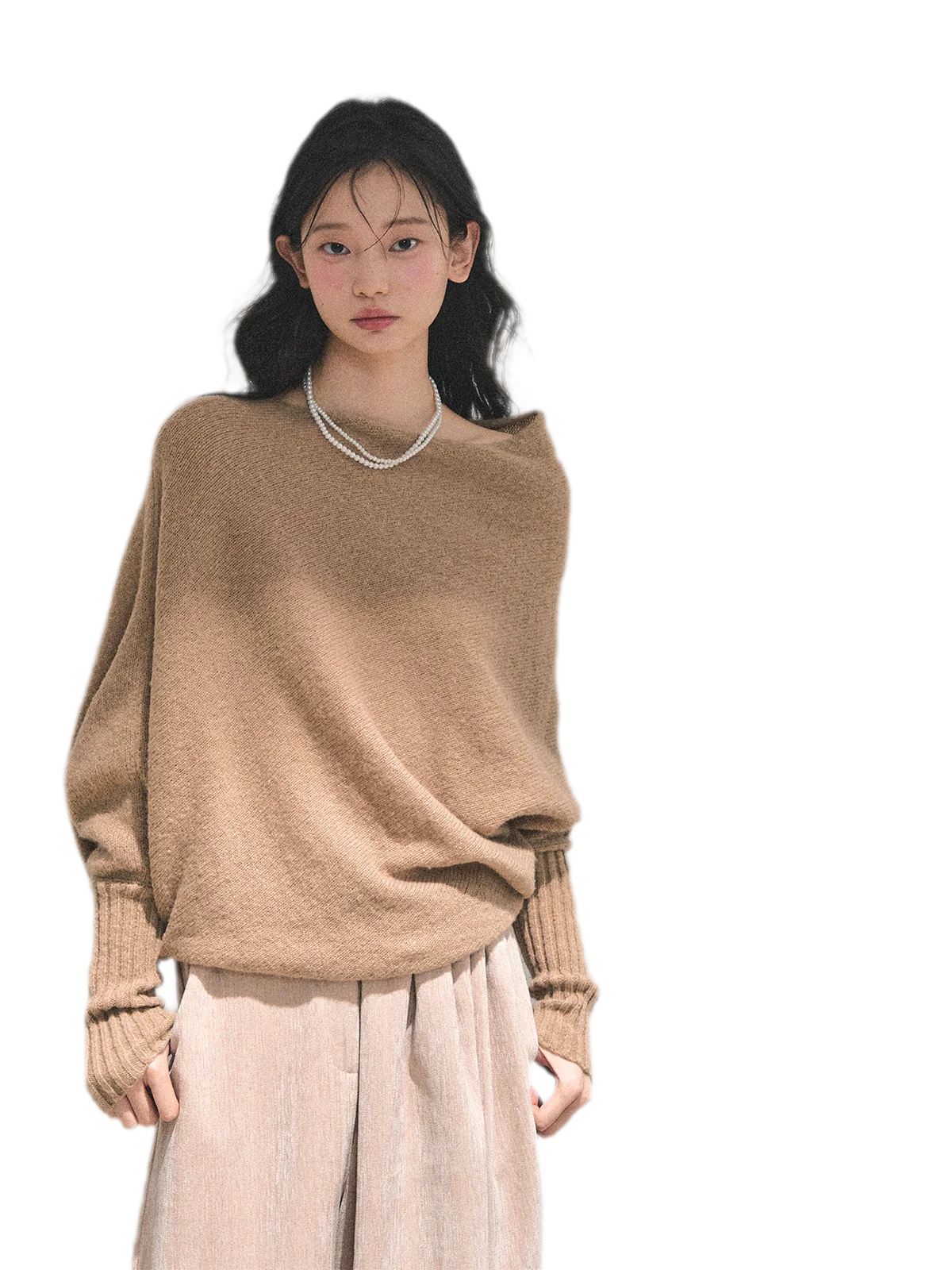 Maglione in maglia morbida con scollo monospalla