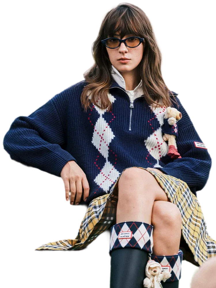 Áo len cổ bẻ họa tiết argyle