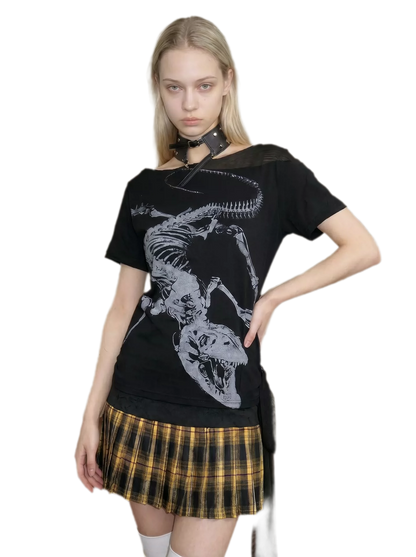 Graphic Fitted Short-Sleeve T-Shirt