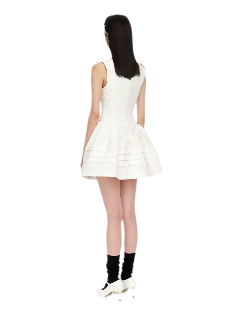 Elegant Summer Dress with Side Bow Detail