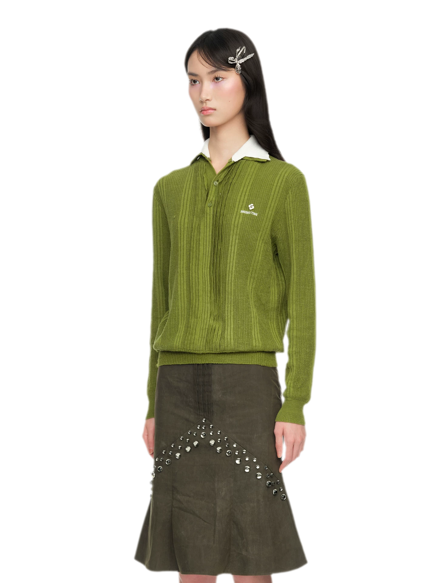 Summer Knit Pullover with Contrasting Collar