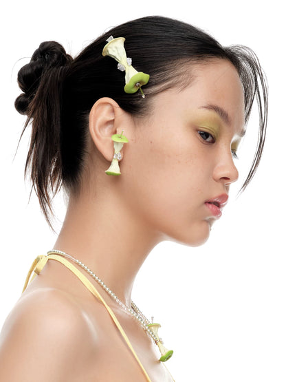 Sculptural Bow Hair Clip