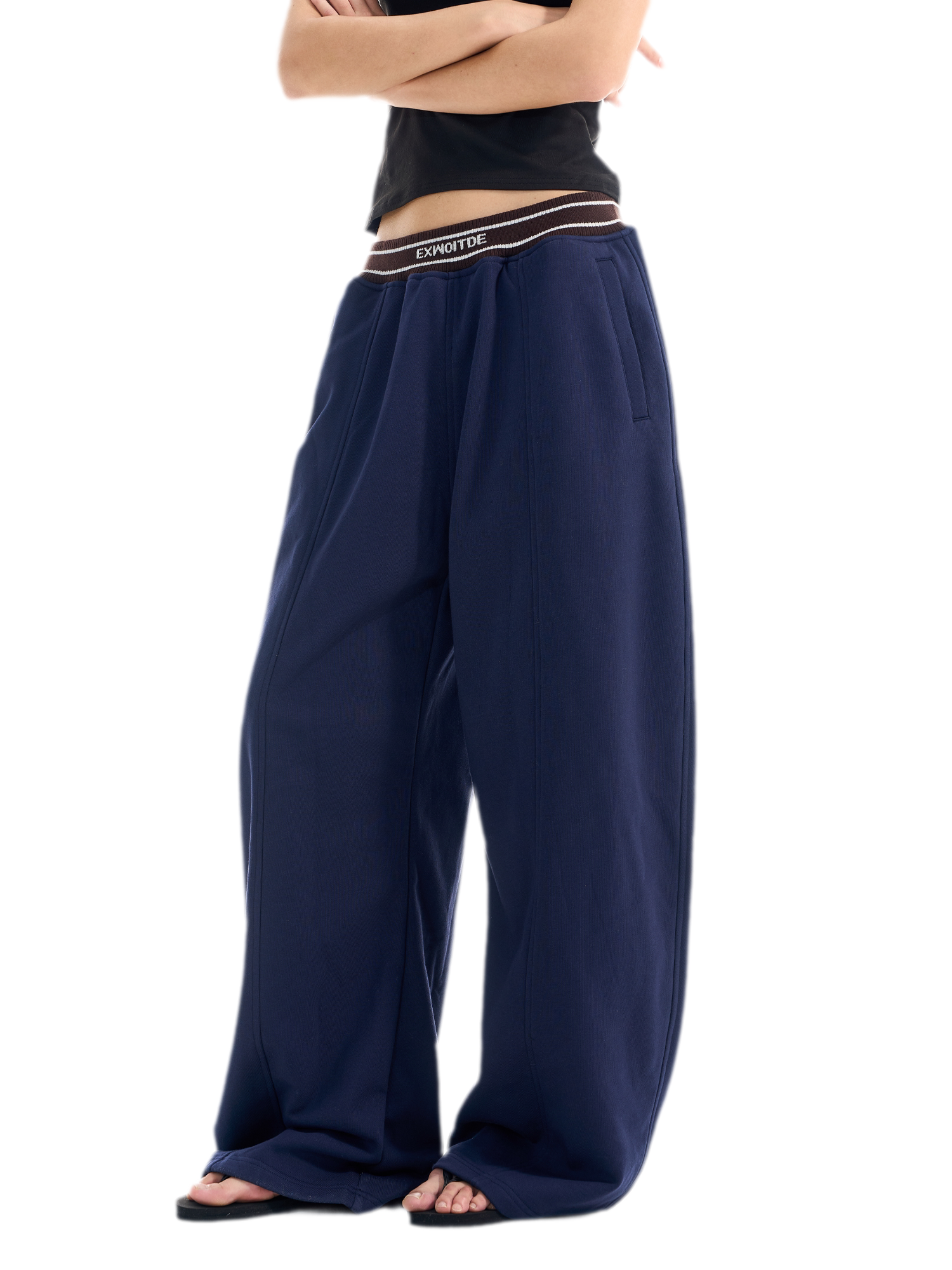 Contrast Ribbed Curved-Leg Sweatpants