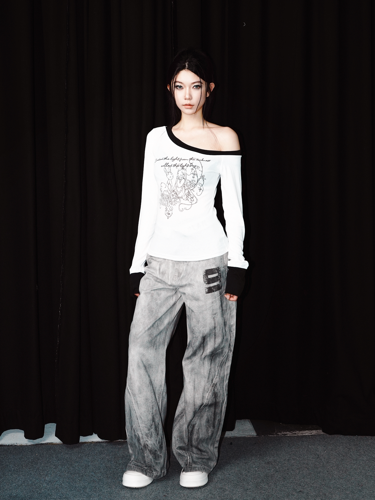 Contrast Trim Long Sleeve Top