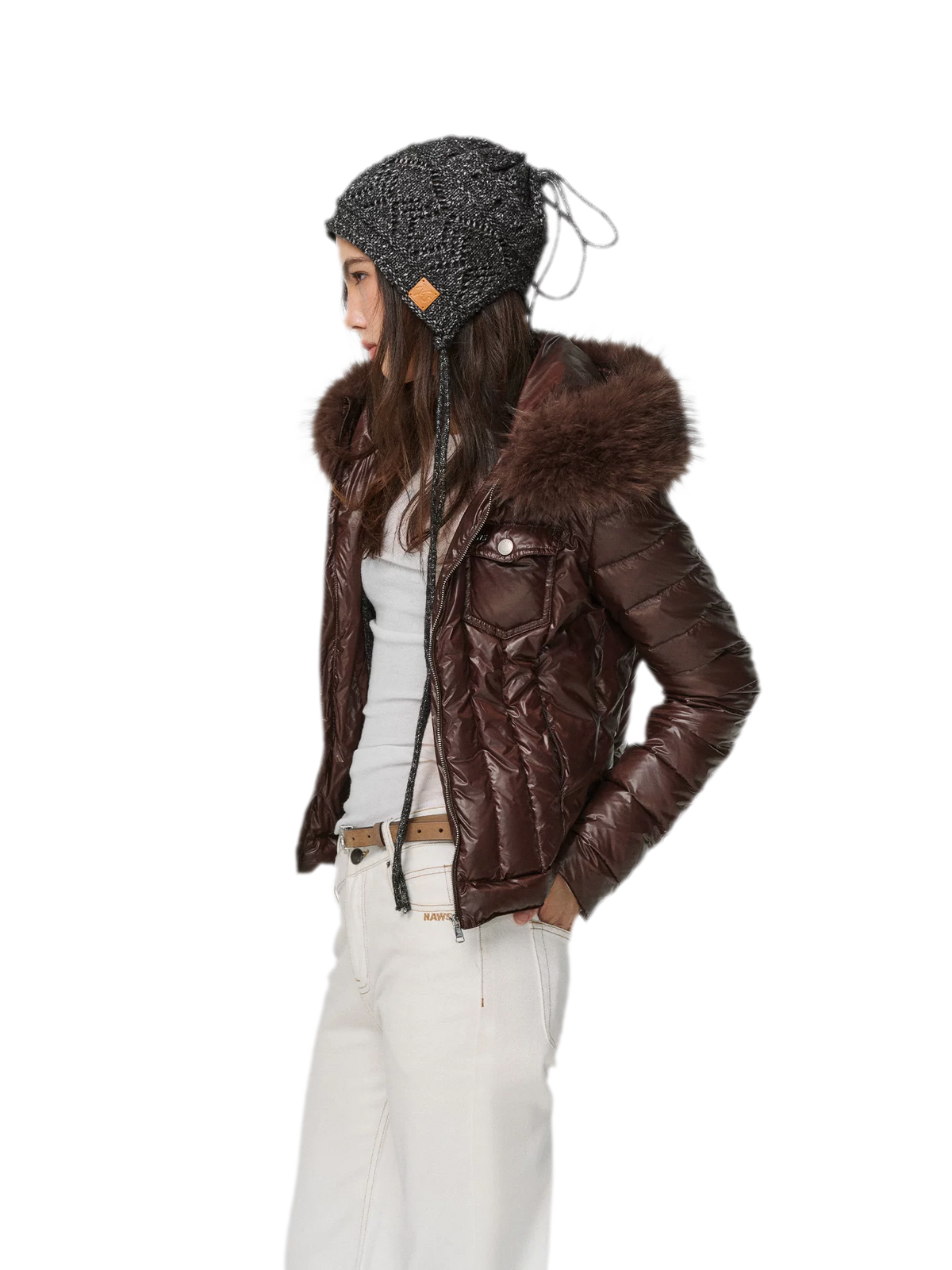 Gorro de punto grueso calado a rayas