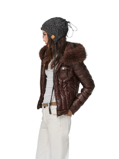 Gorro de punto grueso calado a rayas