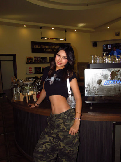 Graphic Print Fitted Cropped T-Shirt