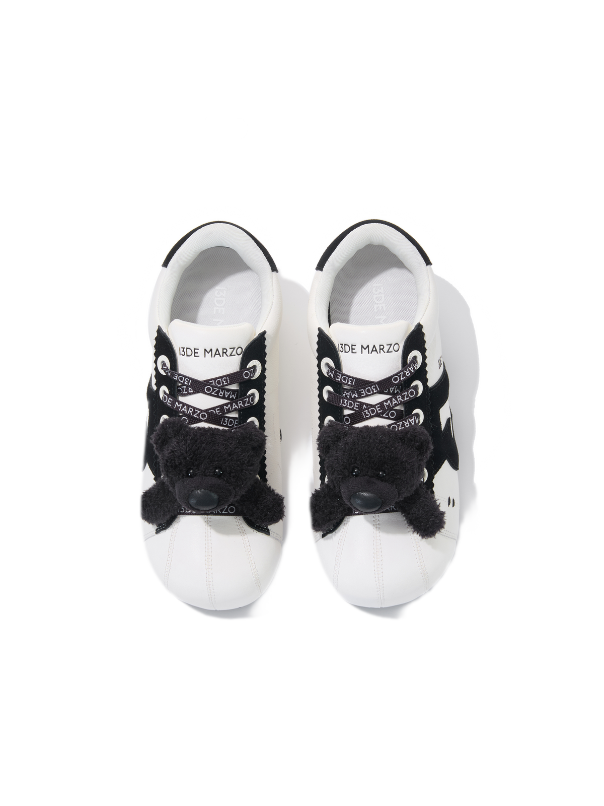 Sneakers basse chunky in suede con orso