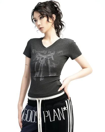 Printed Slim Fit V-Neck T-Shirt