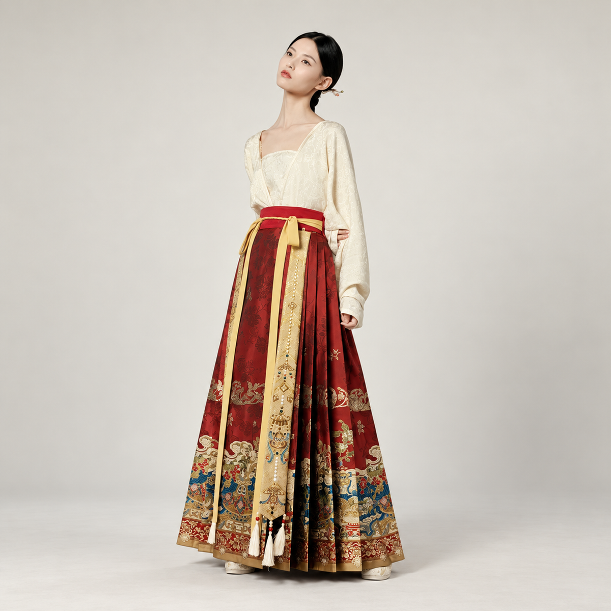 素瓷·九曜金枝 Porcelain Branches Ming-Style Mamian Skirt