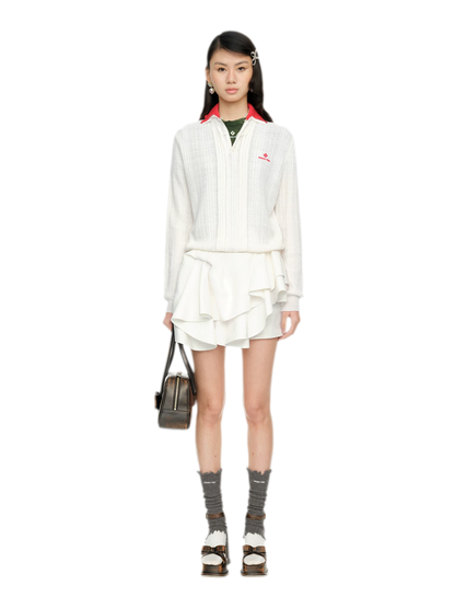 Summer Knit Pullover with Contrasting Collar