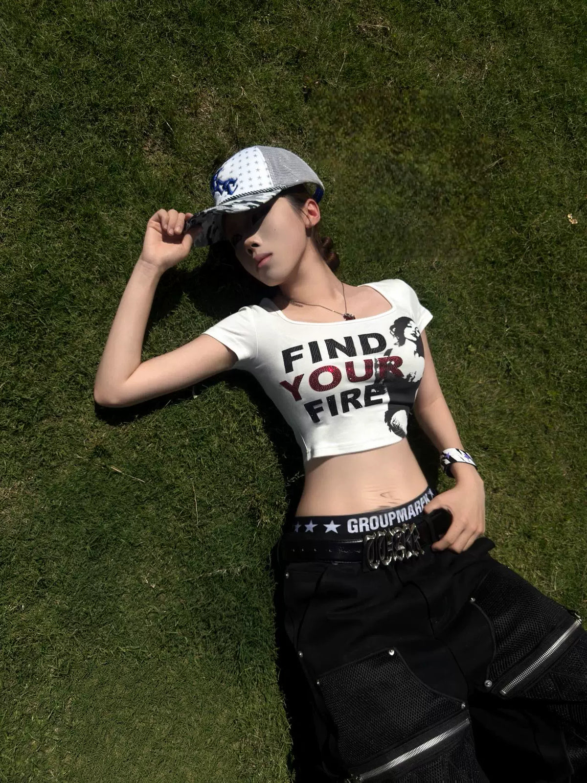 Graphic Cropped Crewneck T-Shirt