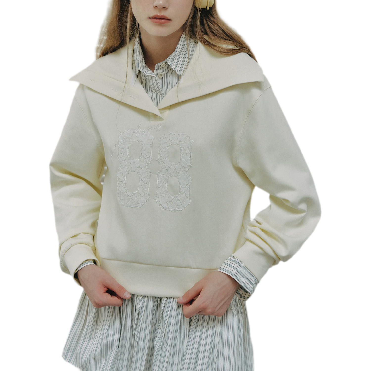 Lace Appliqué Cropped Sweatshirt