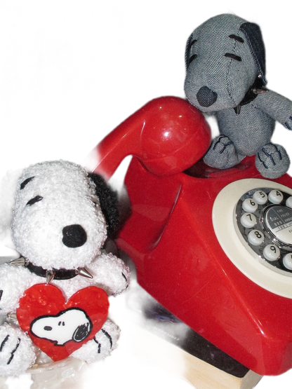 Studded Collar Snoopy Keychain