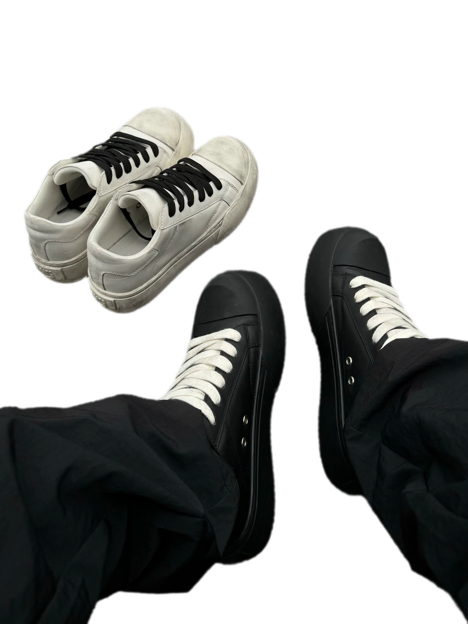 Distressed Leather Low Sneakers