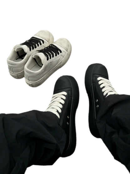 Distressed Leather Low Sneakers