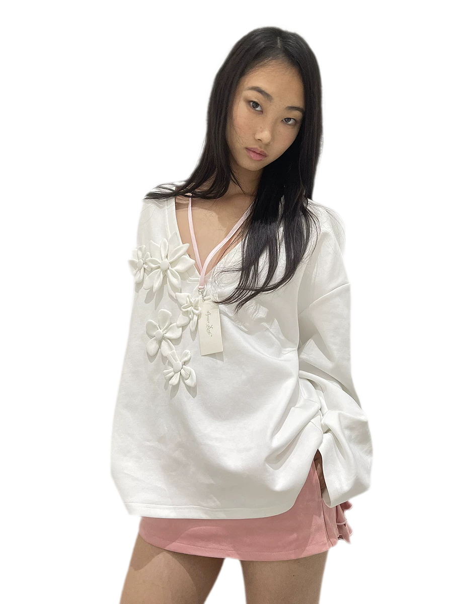 Handmade Flower Appliqué V-Neck Sweatshirt